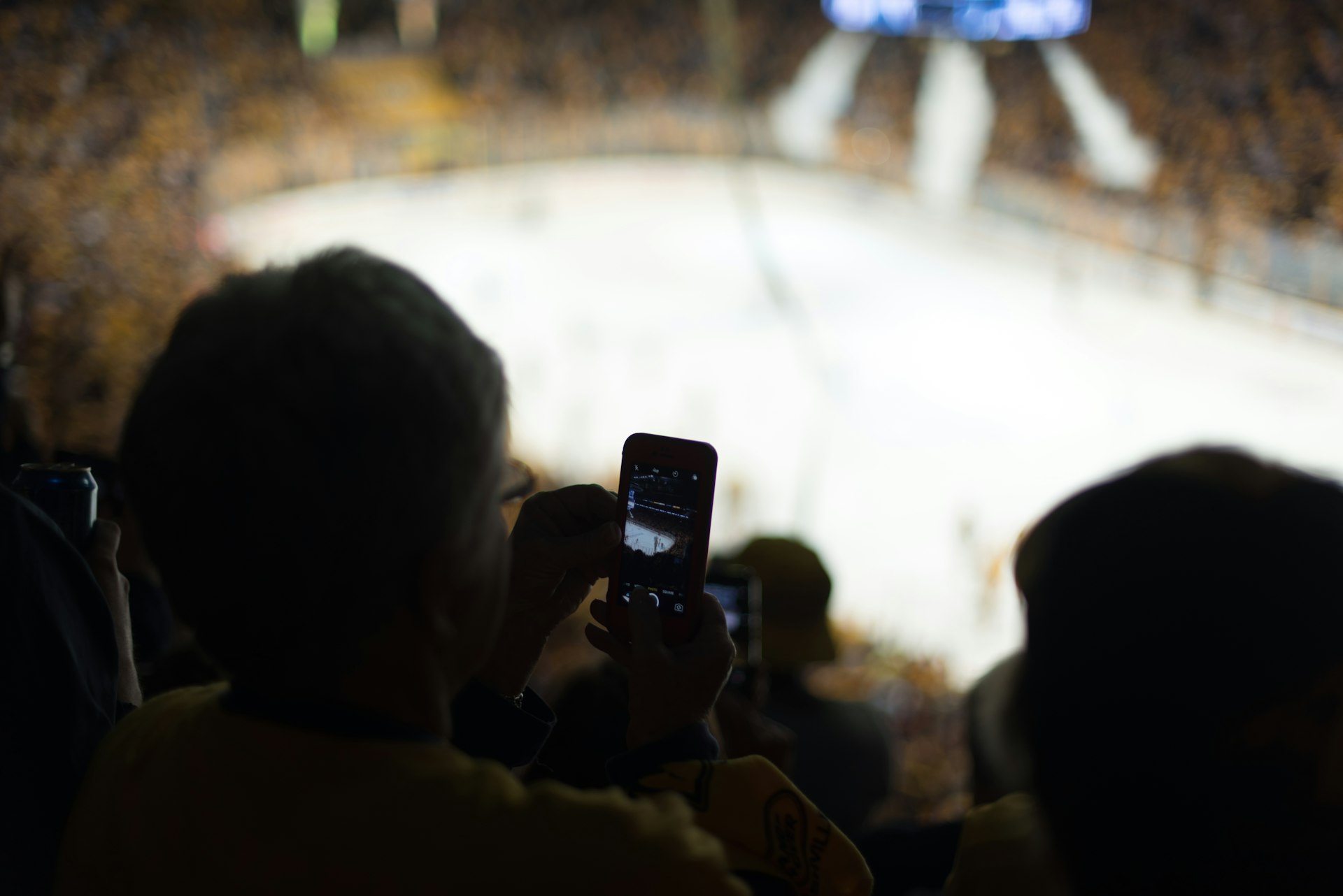 Next-Gen Fan Engagement: Innovations Driving Digital Sports Experiences