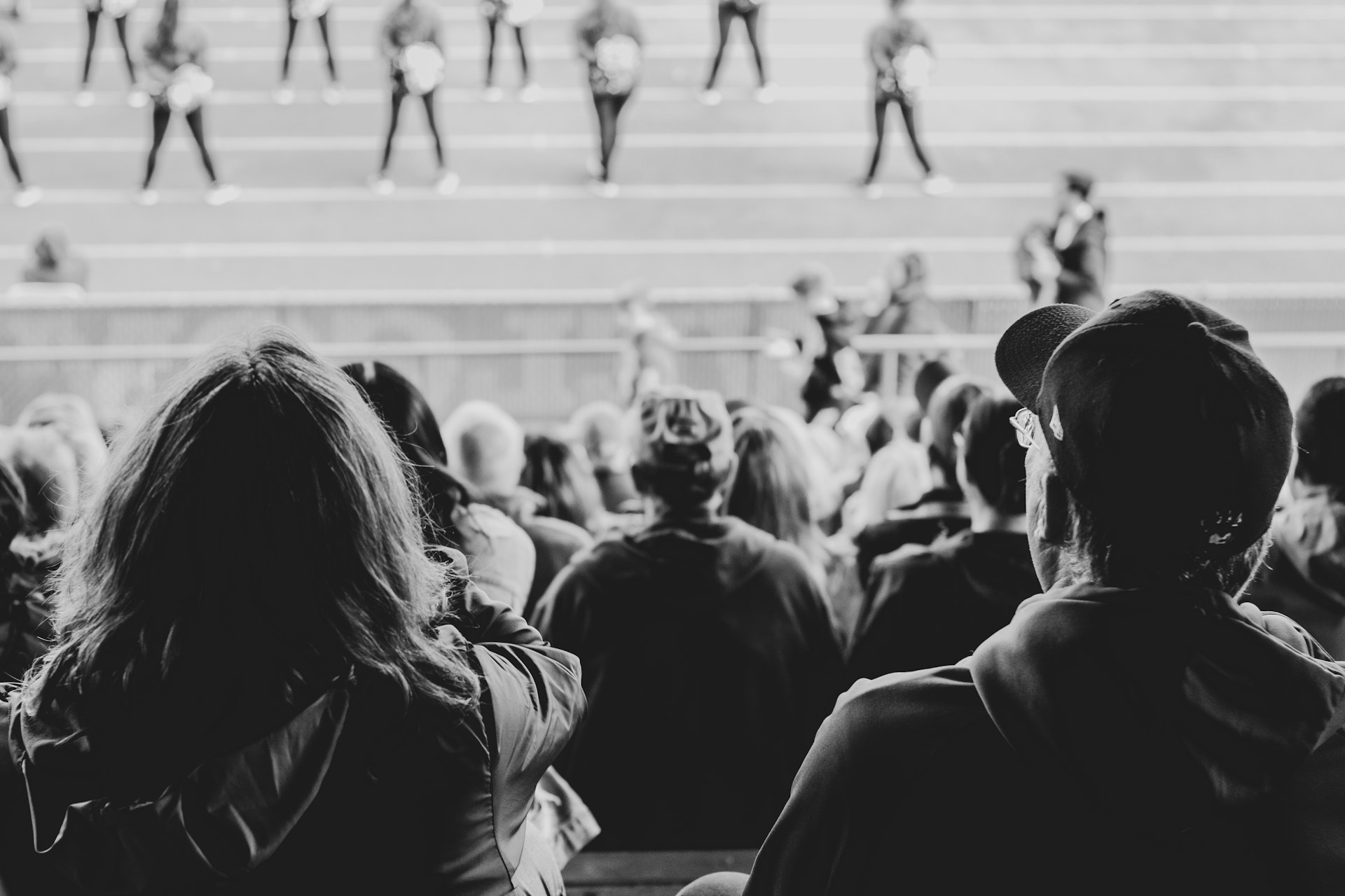 How Crowd Psychology Shapes Athlete Performance: Actionable Insights for Teams and Coaches