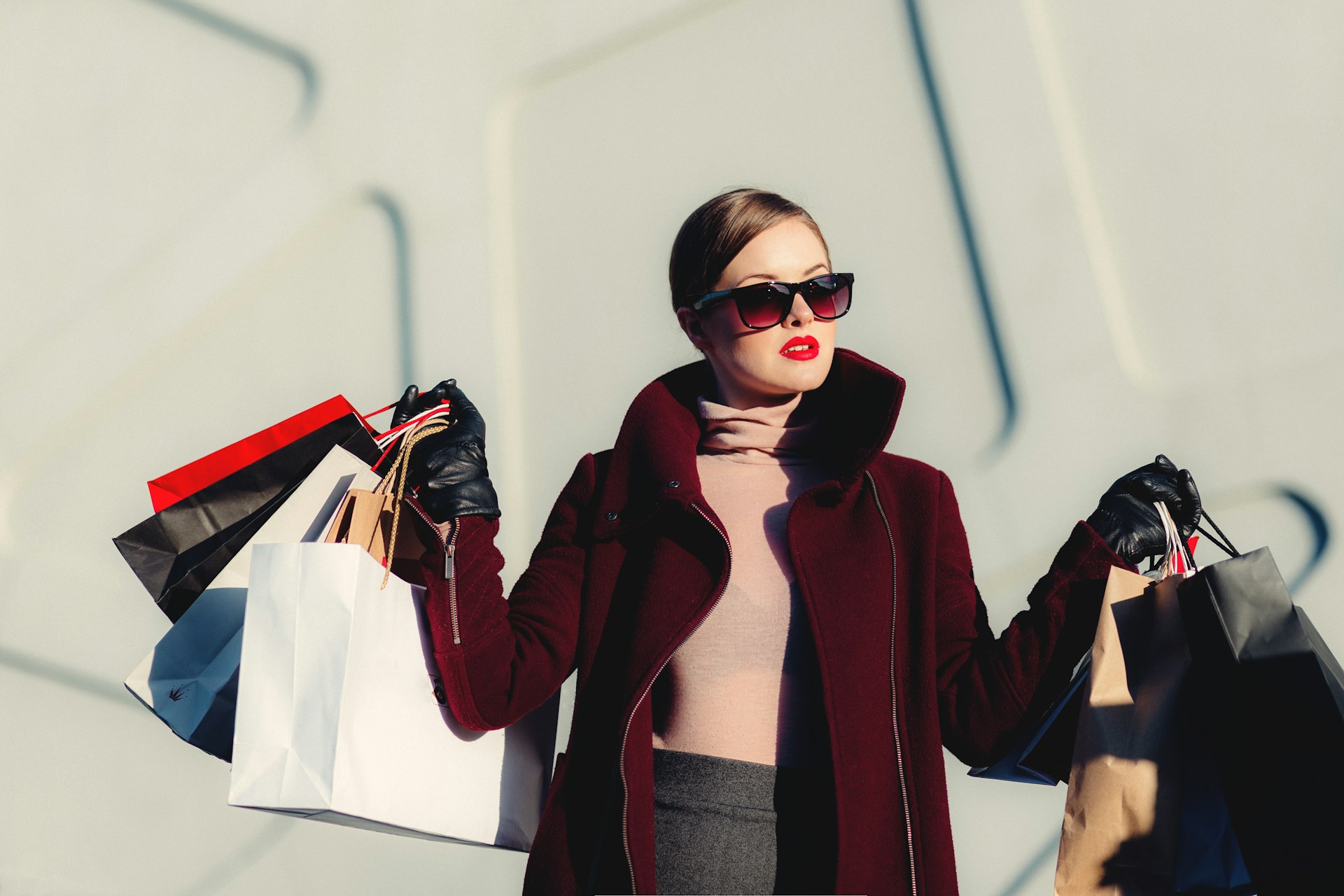 How Fashion Psychology Shapes Consumer Decisions: Insights for Brands and Shoppers