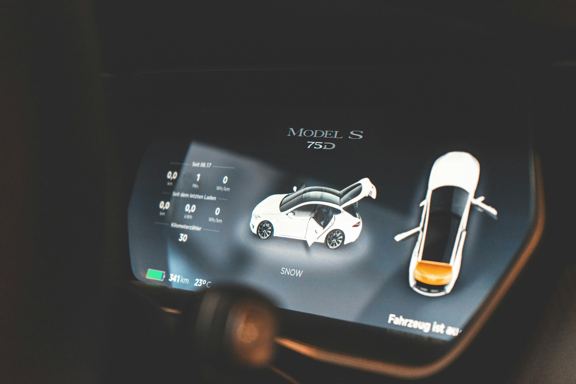Driving the Future: How 5G Technology Revolutionizes Smart Vehicles